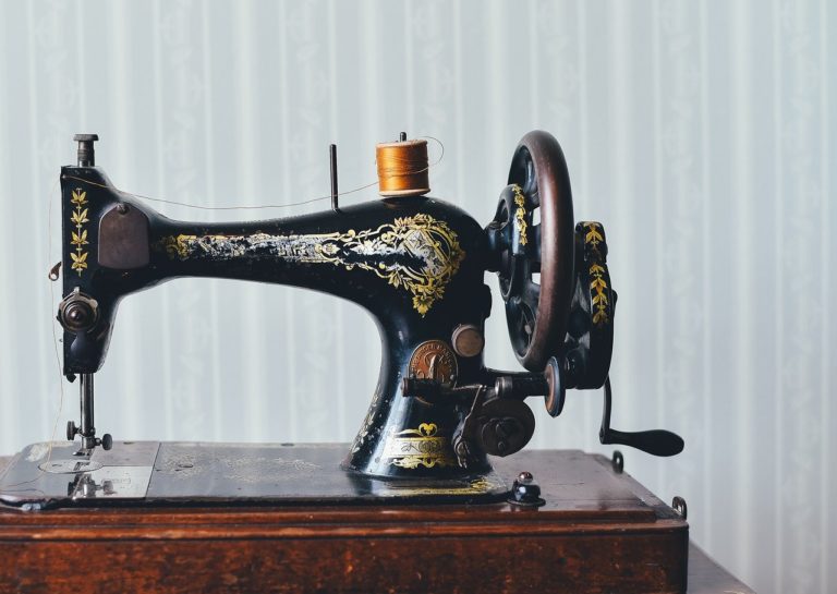 Reasons to Own a Sewing Machine