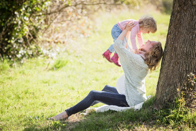 Cute Ideas for Summer Outfits for Nursing Mothers
